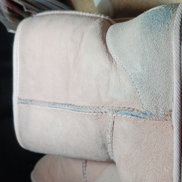 Uggs classic short baby pink  size 7 - Picture 6 of 12